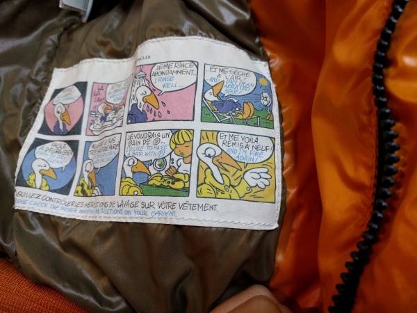 処分価格 海外正規 Moncler モンクレール Bulgarie ブルガリ シャイニーマスタード 1 色 本物 アニメタグ解れ無し クリーニング済 1 売買されたオークション情報 Yahooの商品情報をアーカイブ公開 オークファン Aucfan Com