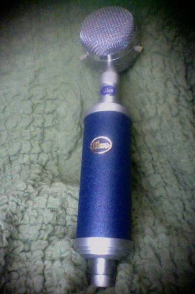 Rocket Bottle Stage Blue 0 Microphones BLUE Mic | One - Microphone