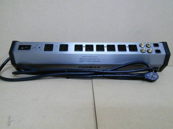 FURMAN PST-8D パワーコンディショナー 中古美品(オーディオ機器 
