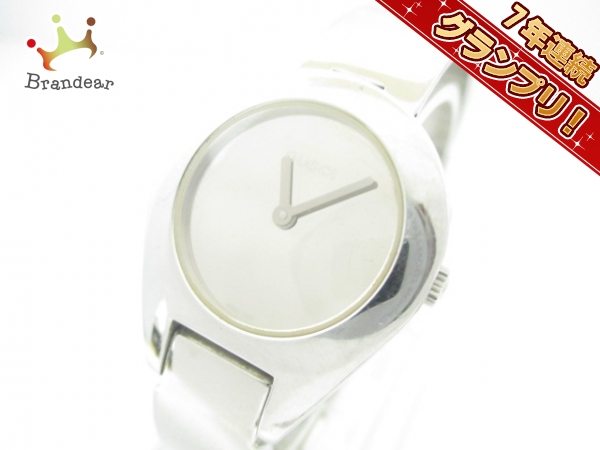 GUCCI(グッチ) 腕時計 6700L レディース ミラー文字盤 シルバー