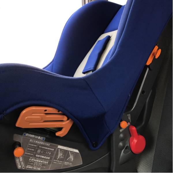 タカタ チャイルドシート C-179 トヨタ純正 ISO FIX 乳児-4歳 