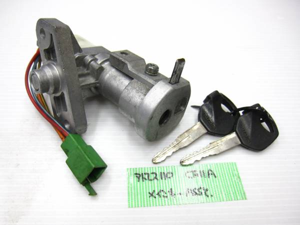 スズキ純正 アドレス110 CF11A メインキー シャッターキー付き カギ２本付き 動作確認済