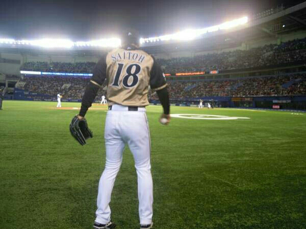 【最前列　通路側】4/6 ロッテvs日本ハム☆フィールドウイングシート 3塁側☆ペア