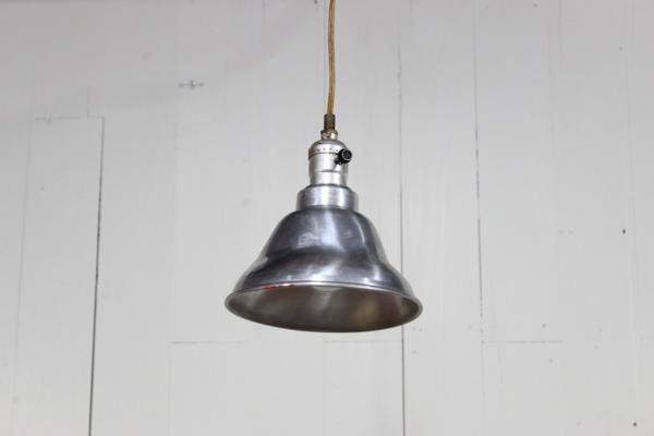アメリカ ヴィンテージ アルミシェード 吊り下げランプ ＃56