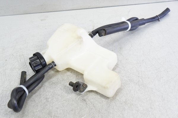 Crm250r ラジエータークーラントリザーブタンク 冷却水 検 Md24 Crm250ar モタード Wr24b ホンダ用 売買されたオークション情報 Yahooの商品情報をアーカイブ公開 オークファン Aucfan Com