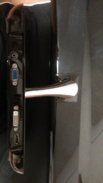 LG液晶モニター FLATRON E2381VR－BN　_2