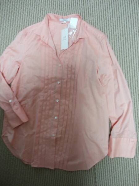 23区18000円税新品ピンクカンクリーニ長袖シャツ40