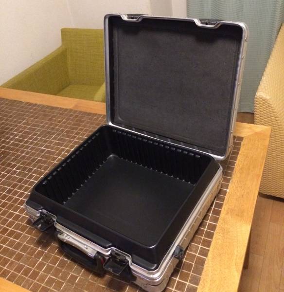 リモワ『AMAZONAS』Nr.269 コンパクトALUレポーターケース 鍵付 希少なサイズ 小型 RIMOWA 廃盤AMAZONAS アタッシュ カメラケース 道具