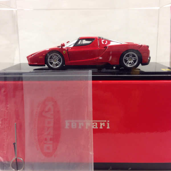 京商 1/43 フェラーリ エンツォ ENZO 05001R 京商 【公式通販】