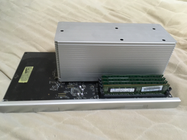 ジャンク A1289 シングルcpuドーターボード Macpro 2009 Cpu メモリ4g 付き Mac Pro 売買されたオークション情報 Yahooの商品情報をアーカイブ公開 オークファン Aucfan Com