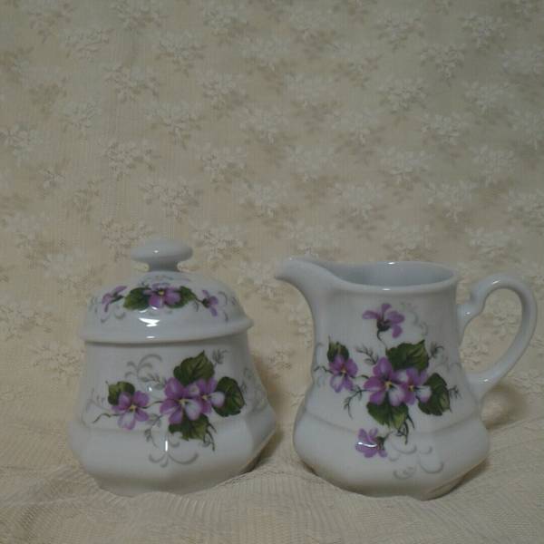 短期出品当方未使用超美品☆ビンテージババリア　スミレ柄ミルク&シュガーポット　デッドストック　アンティーク　パンジー　陶器