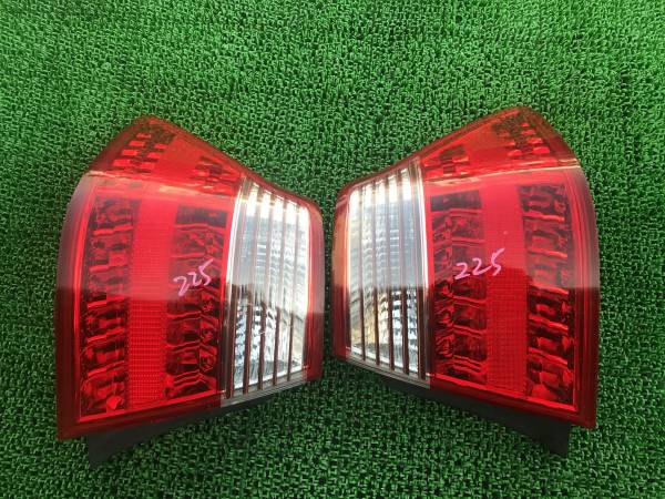 クラウン 18 ロイヤル 後期 テールランプ 左右セット 良品 GRS181 1