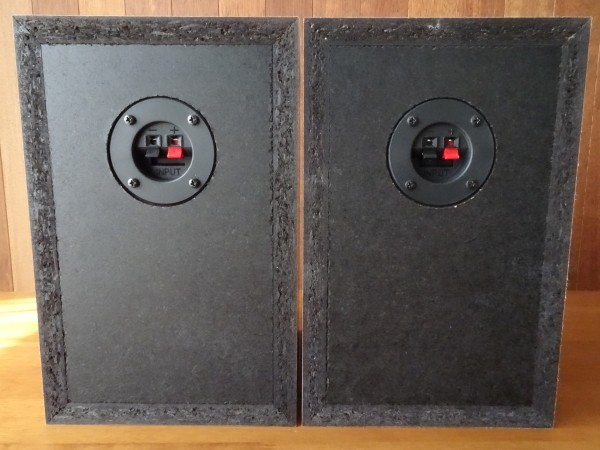 FOSTEX FE83En + FOSTEX E82B ペア スピーカー エンクロージャー