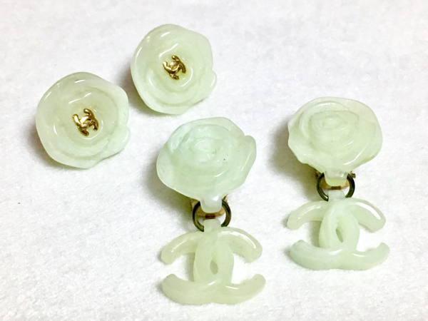 CHANEL 1円 美品シャネルイヤリング2点 カメリア ココマーク 02P