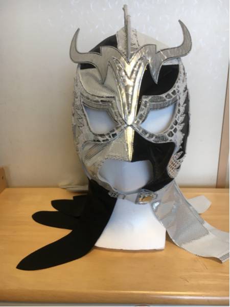 ウルティモドラゴン 本人使用 サイン入り ウルティモドラゴン ウルティモドラゴン 本人使用 サイン入り ウルティモドラゴン