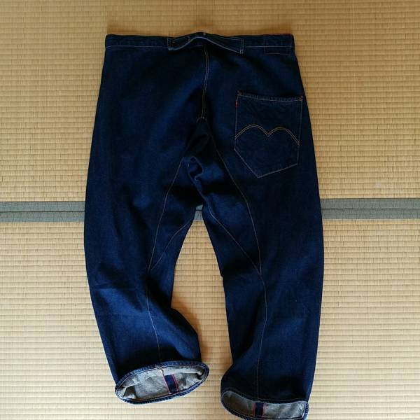 リーバイス レッド Levi