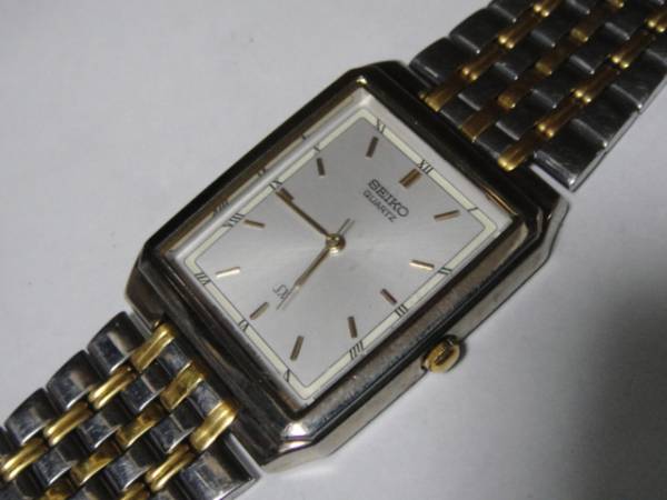 SEIKO セイコークォーツ V701-5G30 の入札履歴 - 入札者の順位