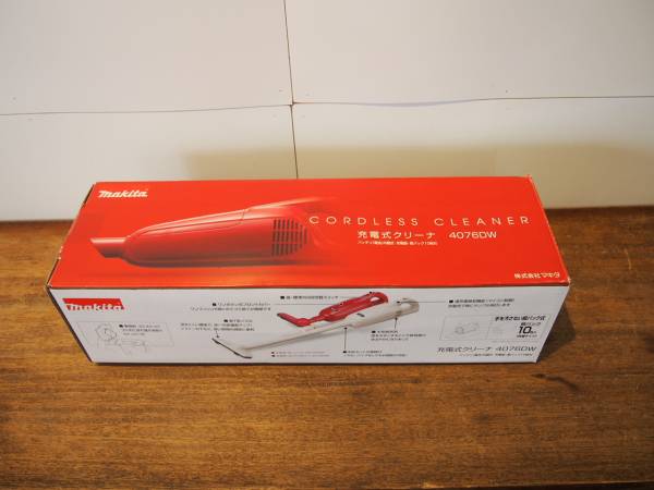 マキタ　充電式　掃除機　4076DW　充電式クリーナー　未使用品　赤