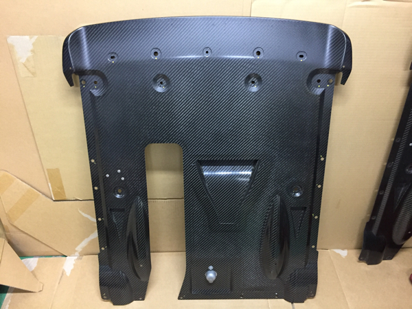 USDM R35GT-R ドライカーボン ディフィーザー 希少 MY17 チタンモデル