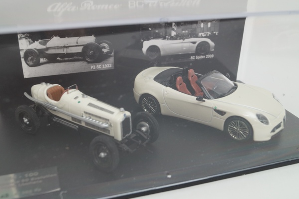 M4 1/43 アルファロメオ 8C エボリューション Serie Limitata ホワイト 100-D2