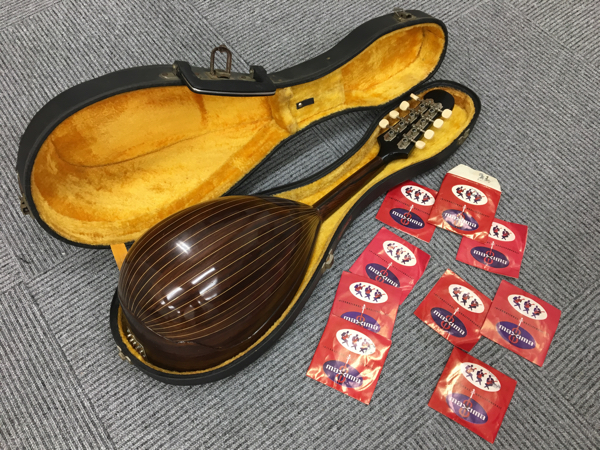 1円~ マンドリン ケース付き