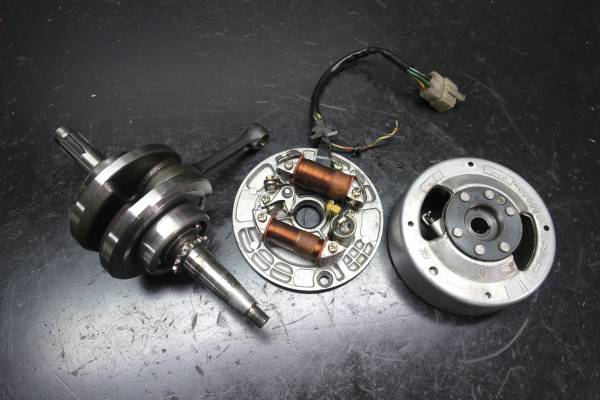 山*気様 希少W進角 6v Lクランク用 ジェネレーター フライホイール　三菱製 6vモンキー・ゴリラ Lクランク＆進角フライホイール ダックス