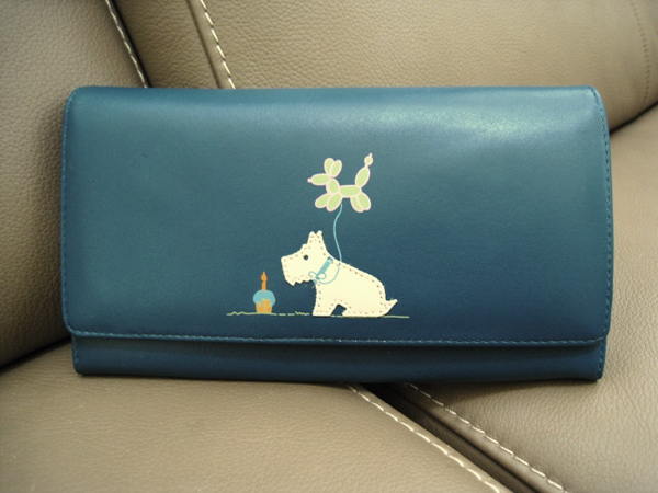 可愛い！ ラドリー Radley 長財布 本革 大容量 群青色、緑 ダークグリーン 犬 わんちゃん