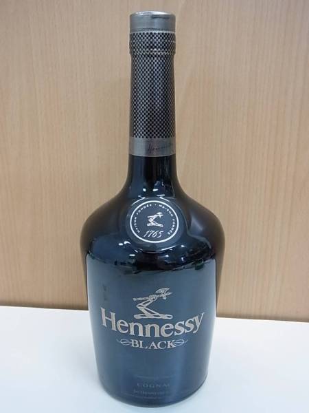 古酒 コニャック　Hennessy　ヘネシー ブラック　1000ｍｌ