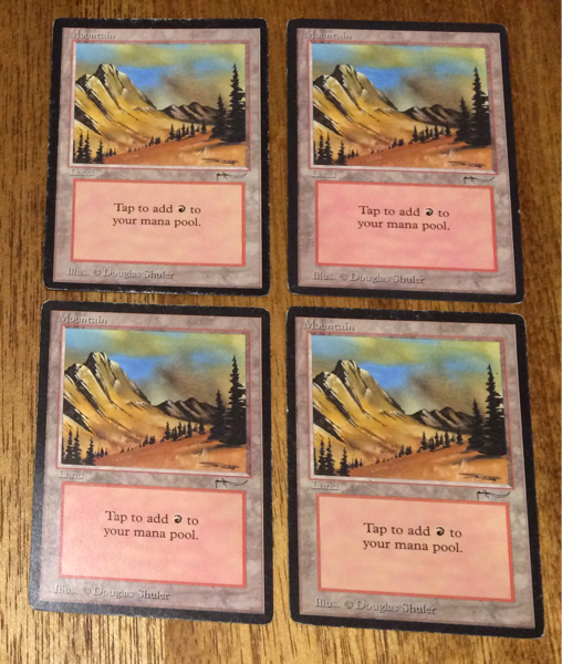 アラビアンナイト 山⁄Mountain》[ARN] 土地 | 日本最大級 山 - MTG ARN 1
