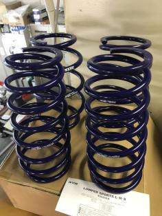 カムリ　ハイブリッド　AVV50　KYB　LowFER　Sports　１台分（新品）