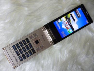 ☆限定!!売切り!!人気☆SoftBank 932SH SHARP AQUOS ダブルワンセグ