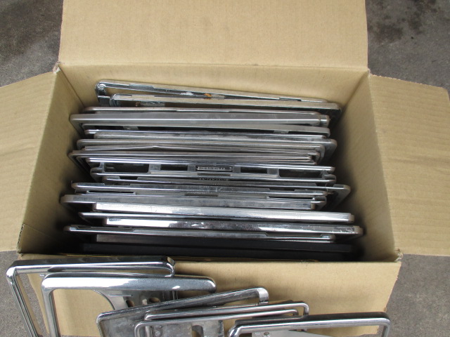 ナンバー枠　　約30枚セット　1円スタート　ジャンク　ナンバーフレーム_3