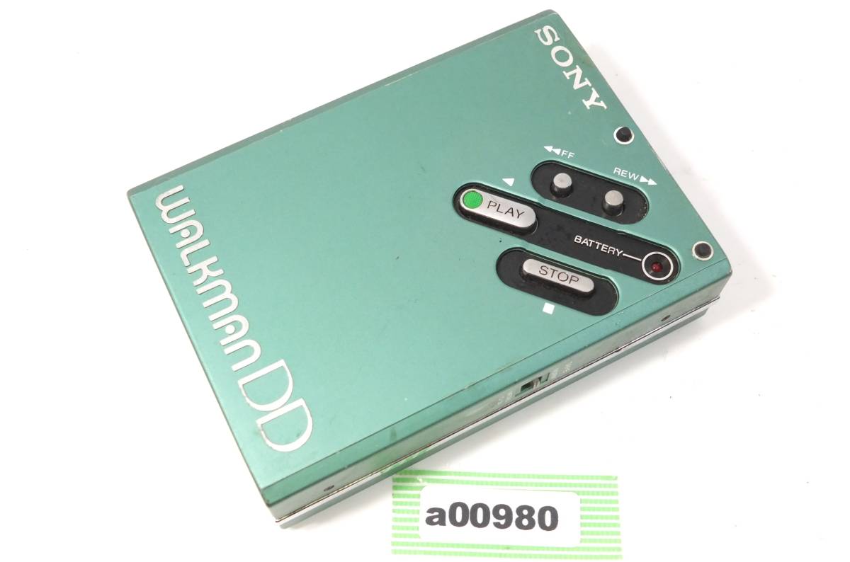 7168C】□中古ジャンク□SONY WALKMAN DD WM-DD ステレオカセット