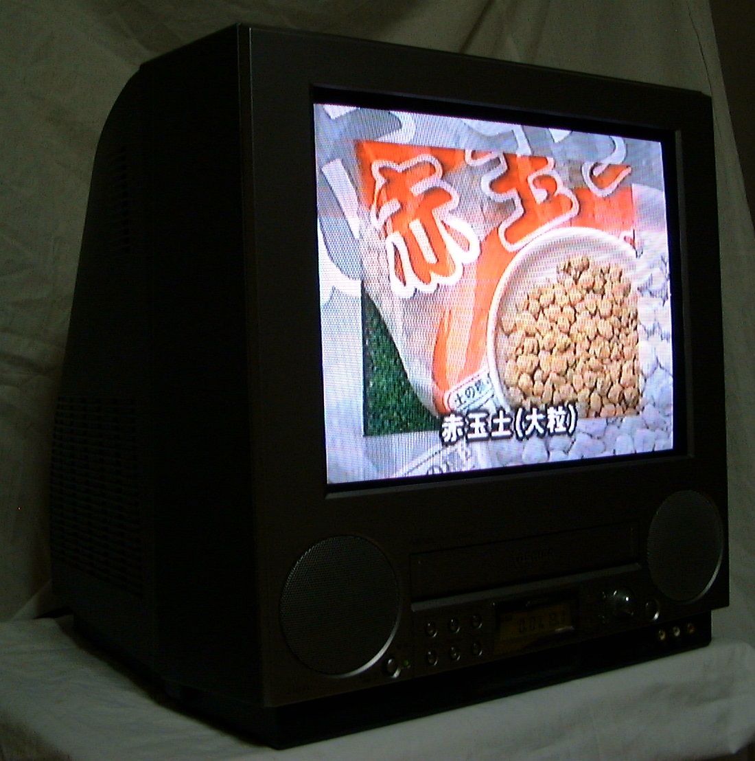 東芝 TOSHIBA J-15FF1 ステレオ入出力 [15型 ブラウン管テレビ] 15形