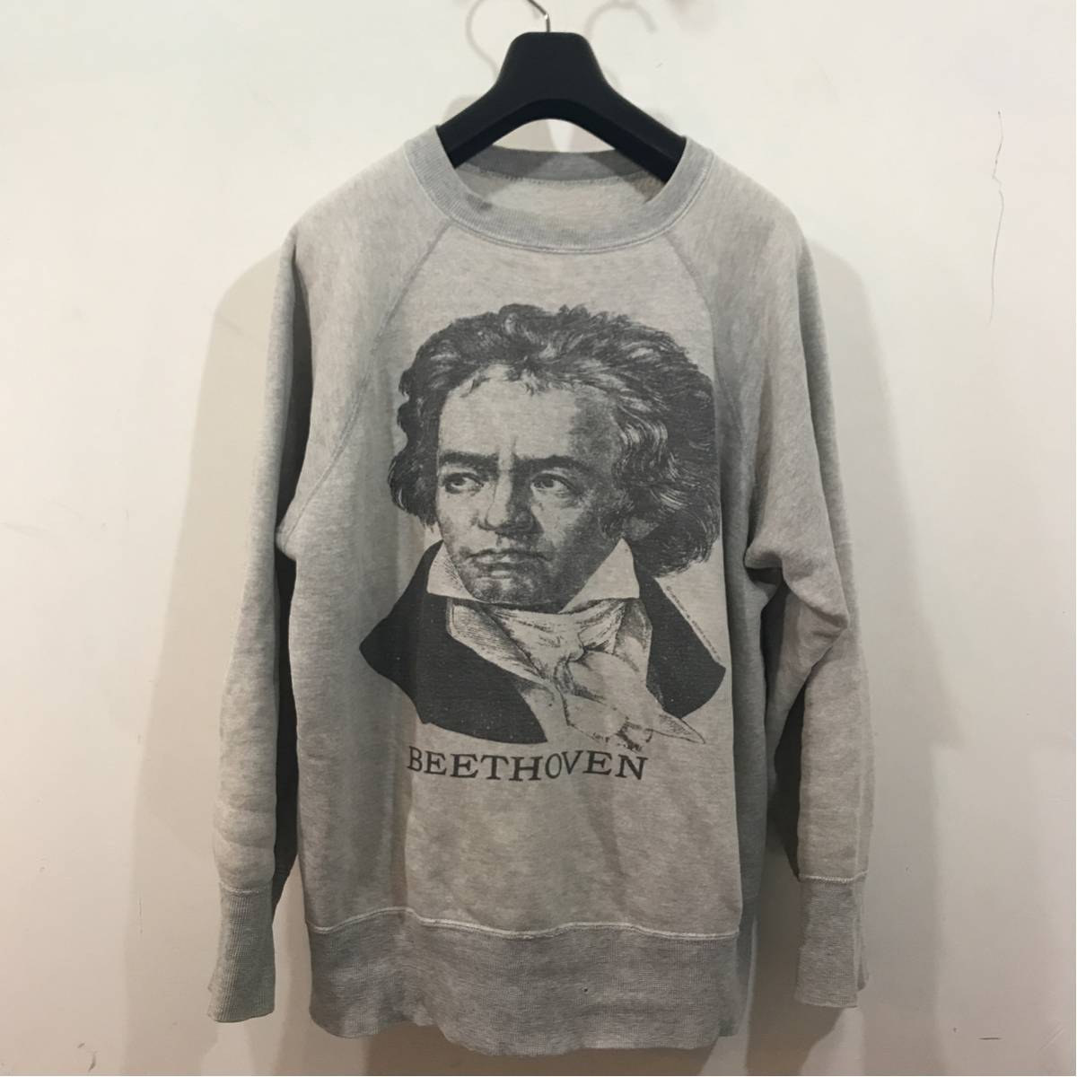 ベートーベン ベートーヴェン イズ | アート ライフ 肖像画 Tシャツ 