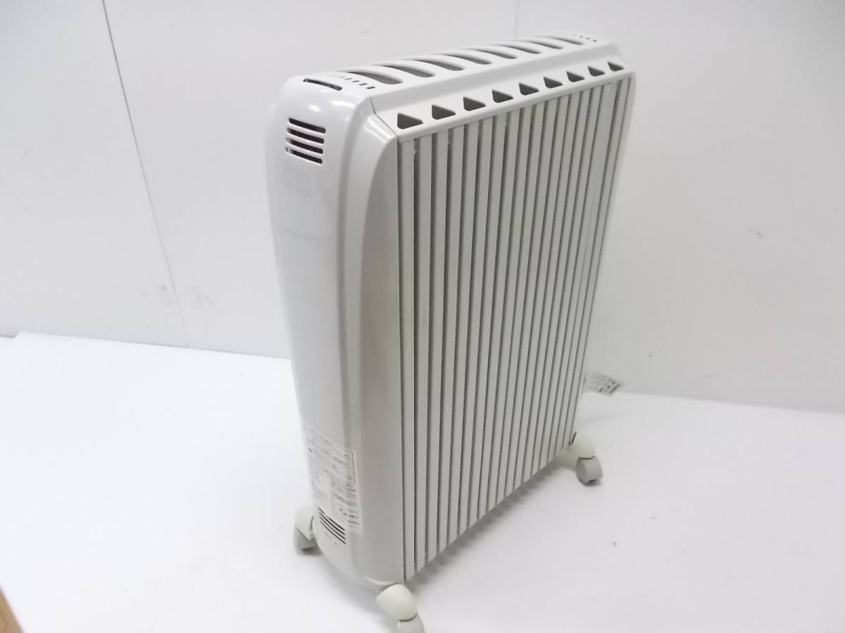 DeLonghi オイルラジエターヒーター ドラゴン3 10畳D091549EFS/箱○Z