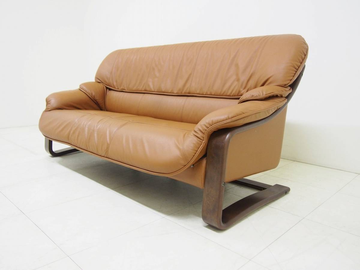 高級品】FUJI FURNITURE 3人掛けソファー simple&modern 革張り 富士 
