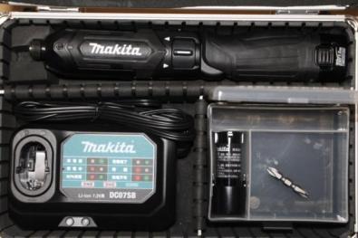 ♪新品 マキタ　7.2V-1.5Ahペンインパクトドライバ　TD022DSHXB