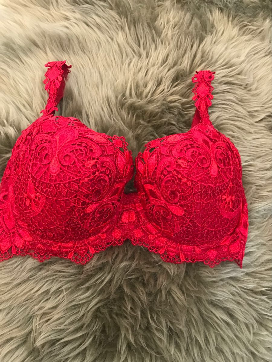 新品☆ワコール☆スタディオファイブ☆シャンデリア☆ブラジャー☆赤☆D70☆検)サルート トレフル