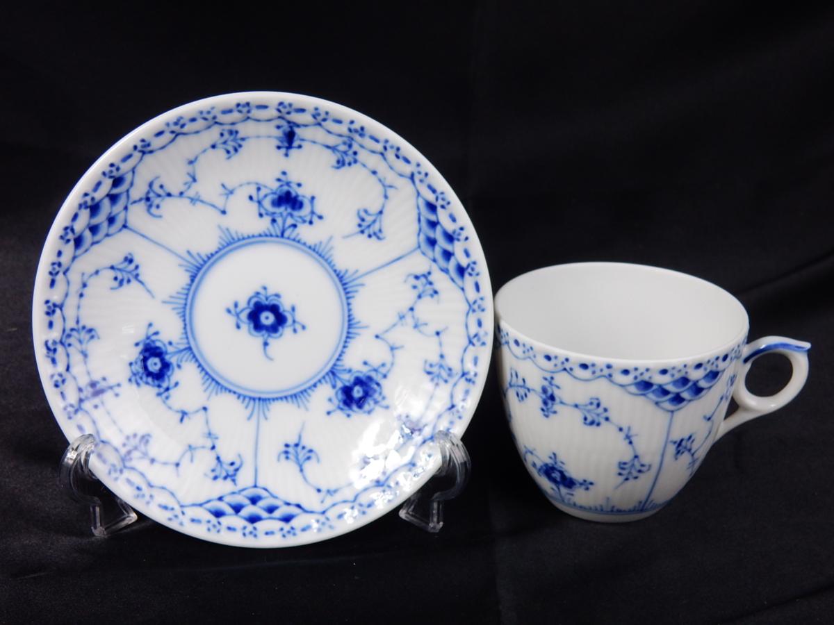 ロイヤルコペンハーゲンの食器、ブルーフルーテッドハーフレースの