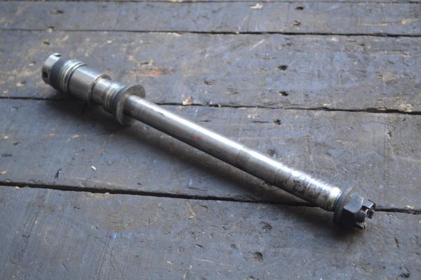 当時物 純正 CB1100R リアアクスルシャフト 0002 RC RD CB1100F CB900F CB750F
