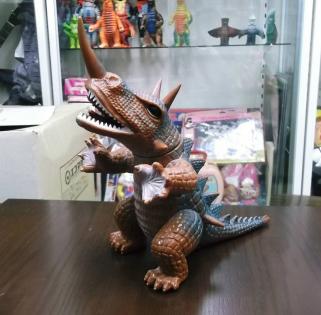 ソフビ 当時物 バルゴン Yahoo!オークション ビンテージソフビ怪獣