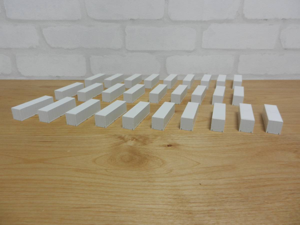 朗堂　C-4601 31fコンテナ 4方リブ無 妻1方開き 背高タイプ 無塗装　まとめて28個