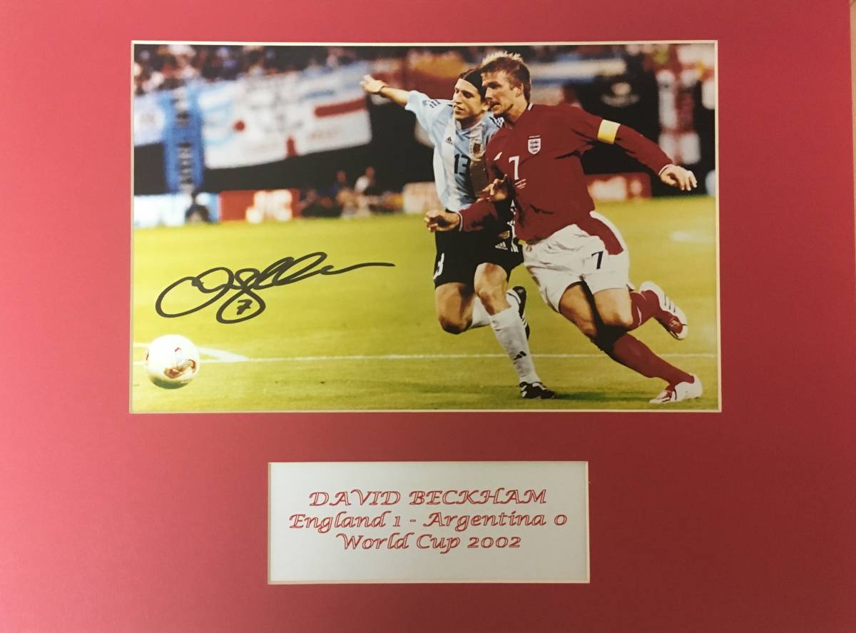 サッカー元イングランド代表 デヴィッド・ベッカム選手直筆サイン入りフォト証明書付 2002年ワールドカップ イングランド代表 デヴィッド・ベッカム選手直筆