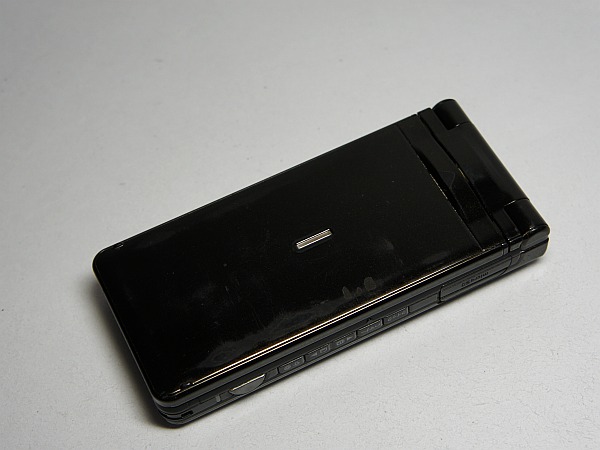 ●安心保証 即日発送●美品●au CA006 ビターブラック●白ロム