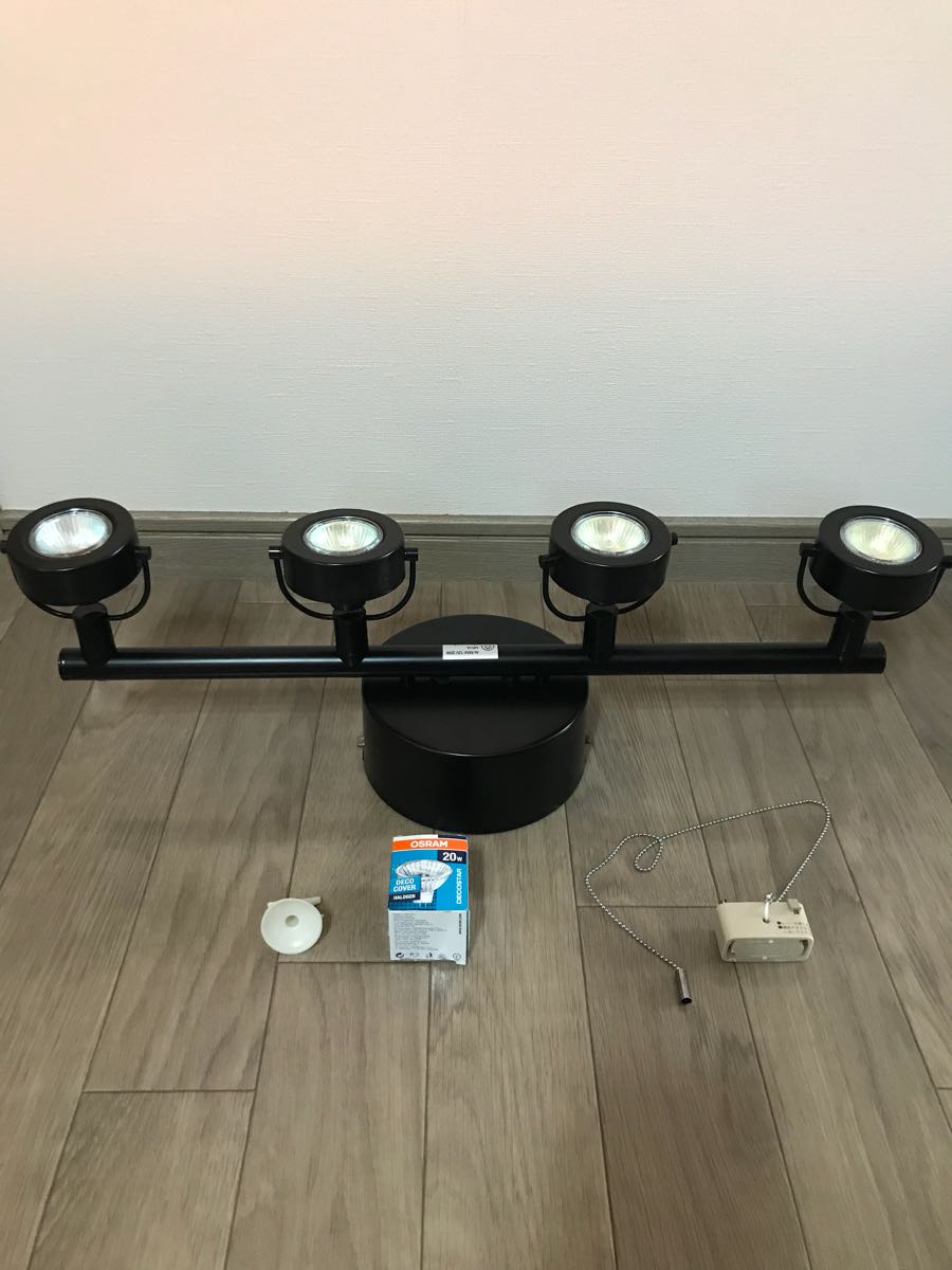 IKEA イケア シーリング ライト ブラック 黒 4連 60cm ワンルームに