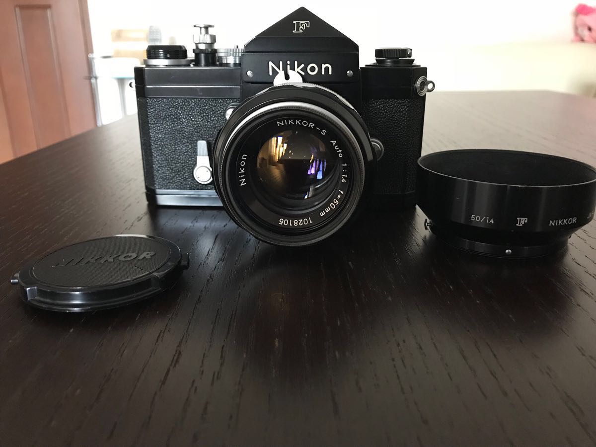 ニコン Nikon F ブラック ペンタフアィンダ 50/1.4付き O/H+モルト交換済み B#717番代 綺麗なボディ