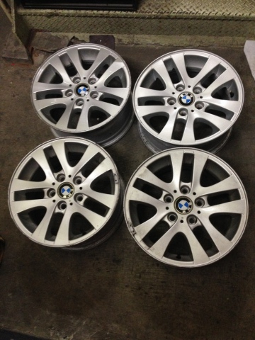 BMW 320i E90 純正ホイール