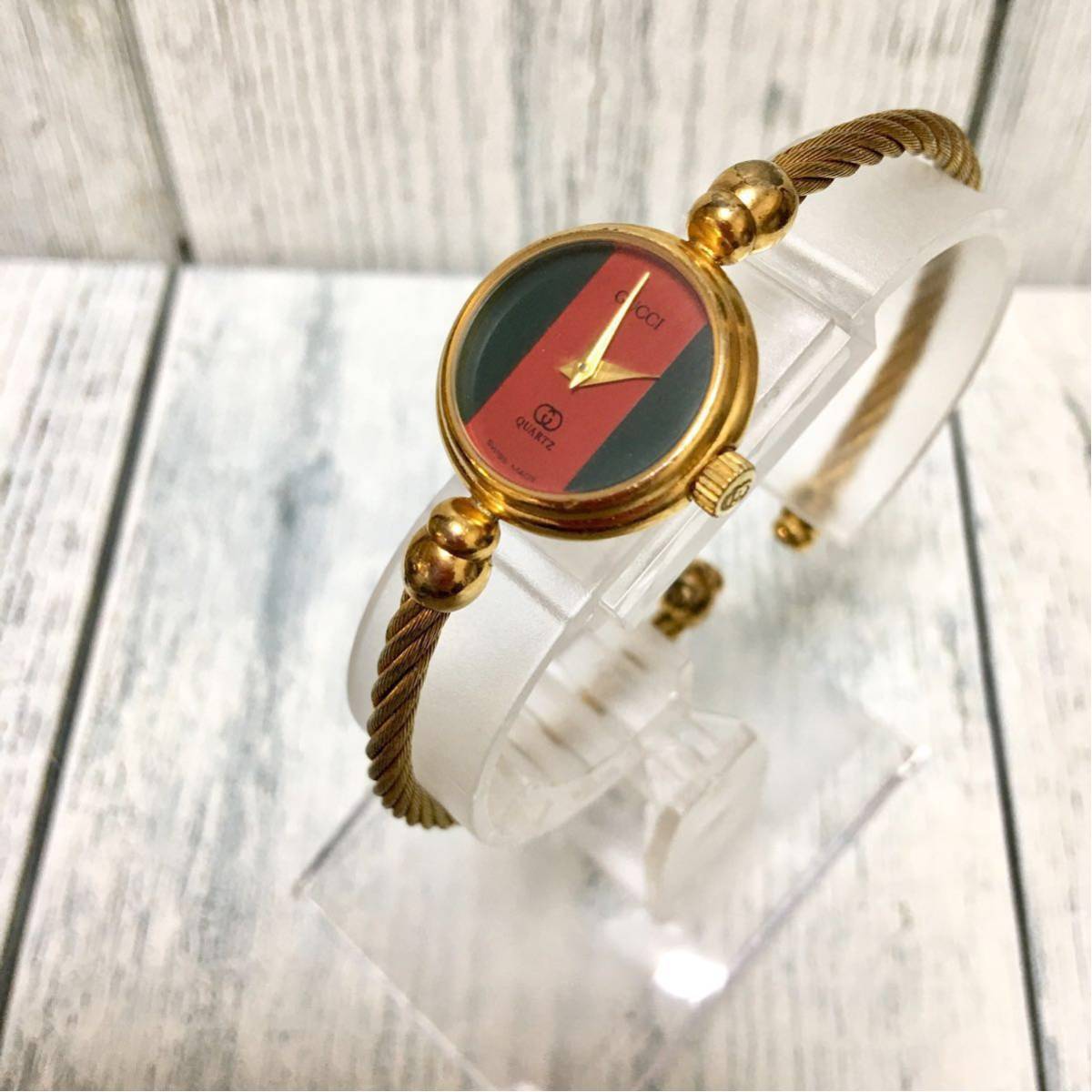 【即決】【動作OK】GUCCI グッチ 2047.1L 腕時計 バングル ウォッチ グッチカラー ゴールド 中古 検) 2700L