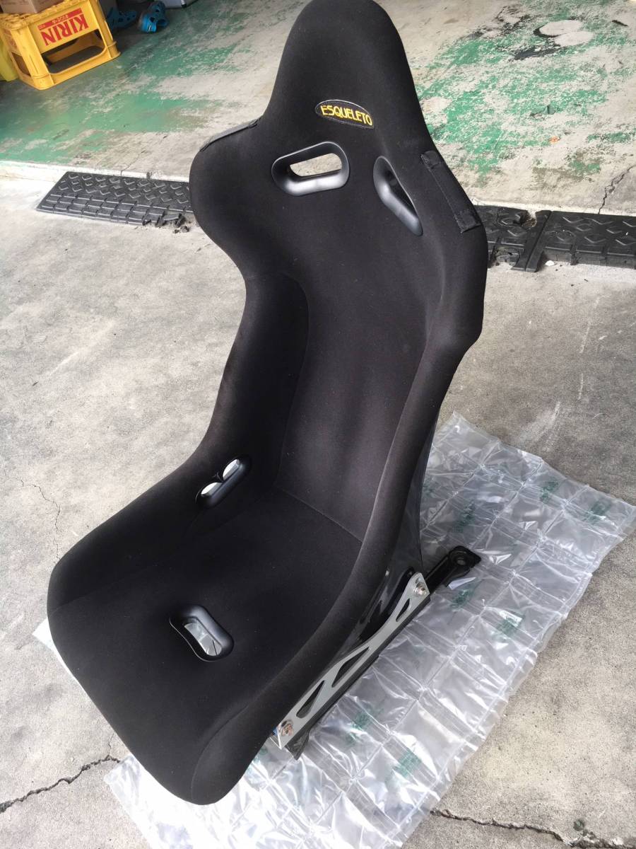 ■ ロードスター　NA NB フルバケットシート　エスケレート　ESQUELETO　中古　運転席（右側）　1脚